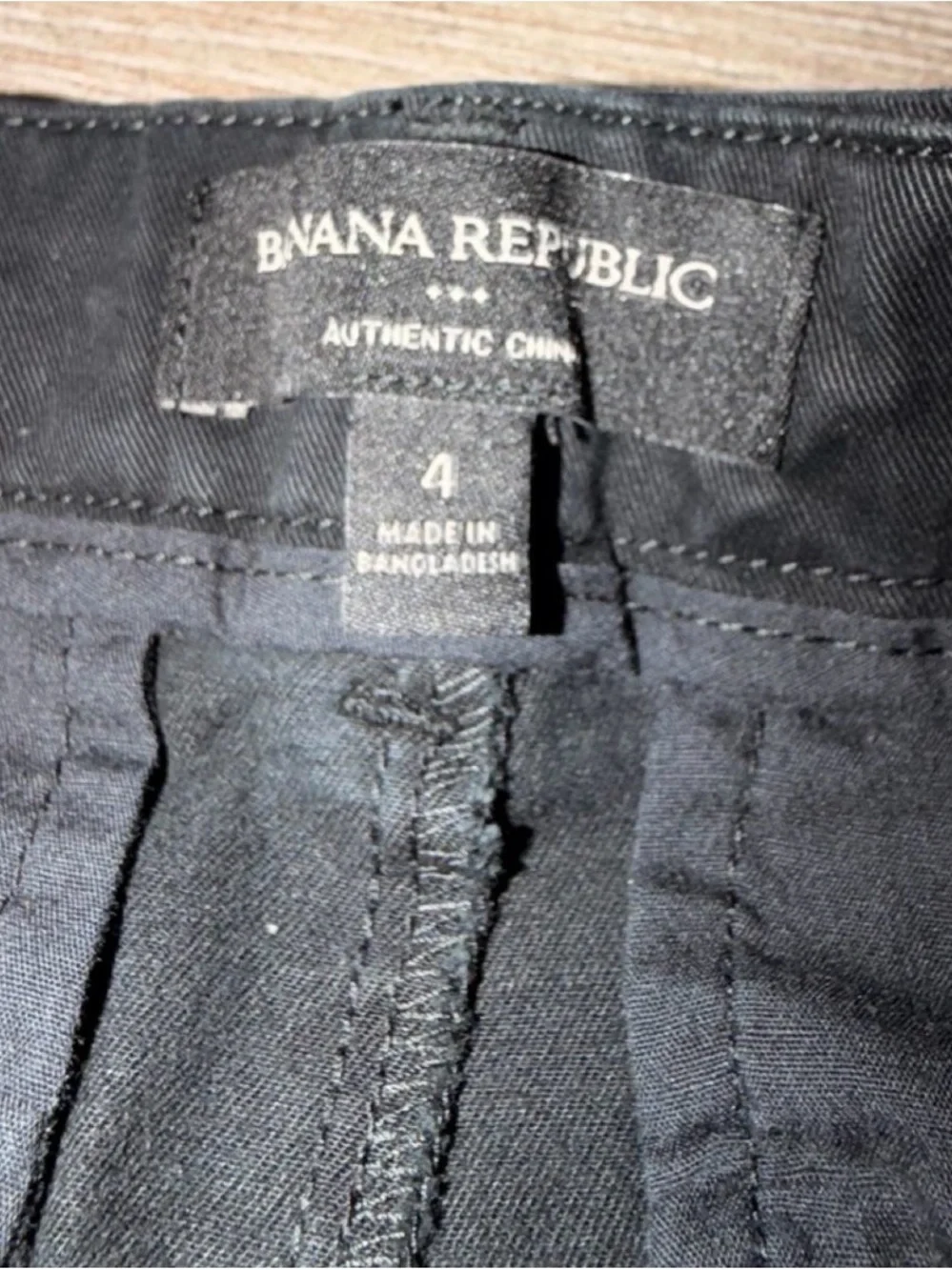 Banana Republic Black High-Rise Bermuda Shorts size 4